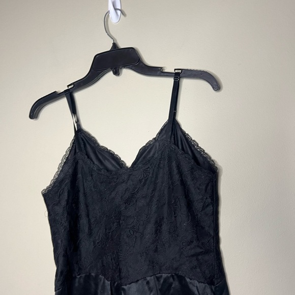 Vintage Vanity Fair Made In USA Black Lace Slip Nightgown Small - Picture 9 of 14